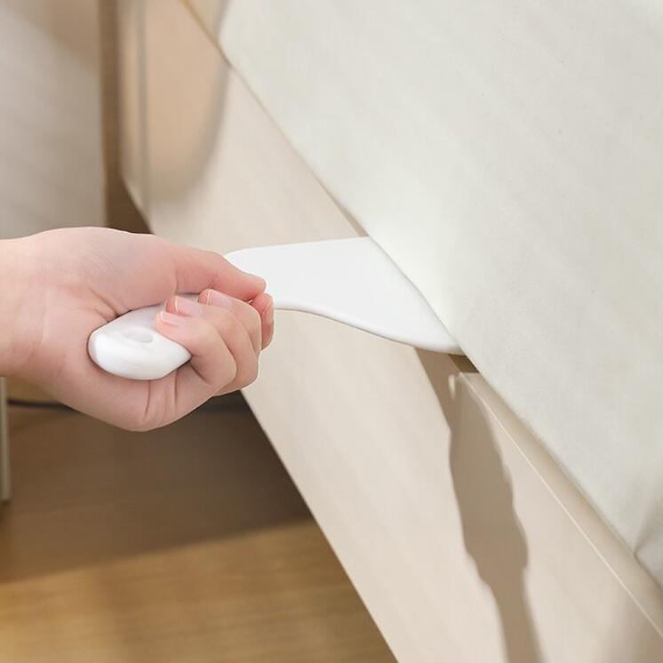 LiftEasy™: ベッドメイキングを簡単に！